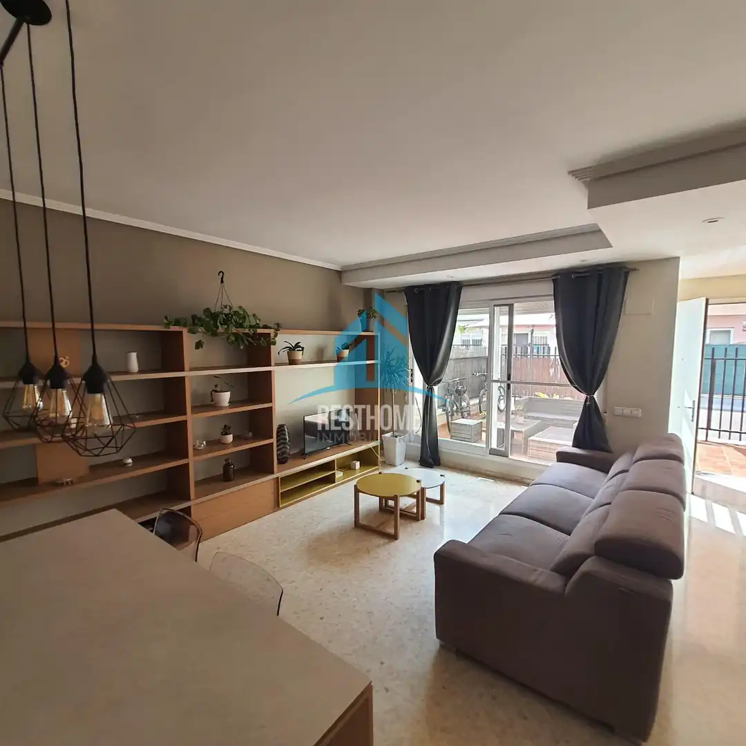 Maison mitoyenne avec terrasse à vendre à Moncada, imagen 3