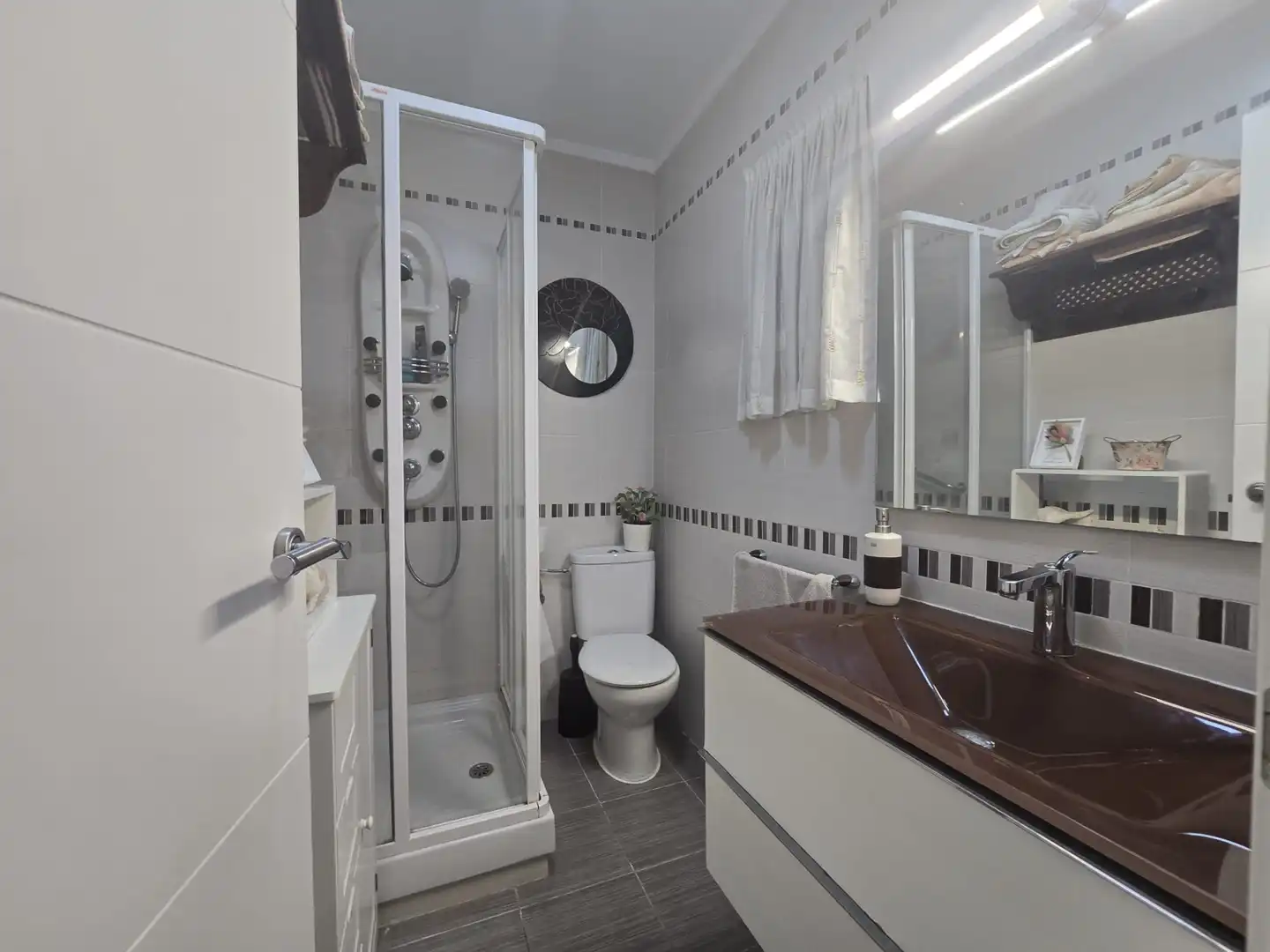 Bathroom of Detached homes for sale in Castellón de la Plana / Castelló de la Plana  with Air Conditioner, Heating and Parquet flooring