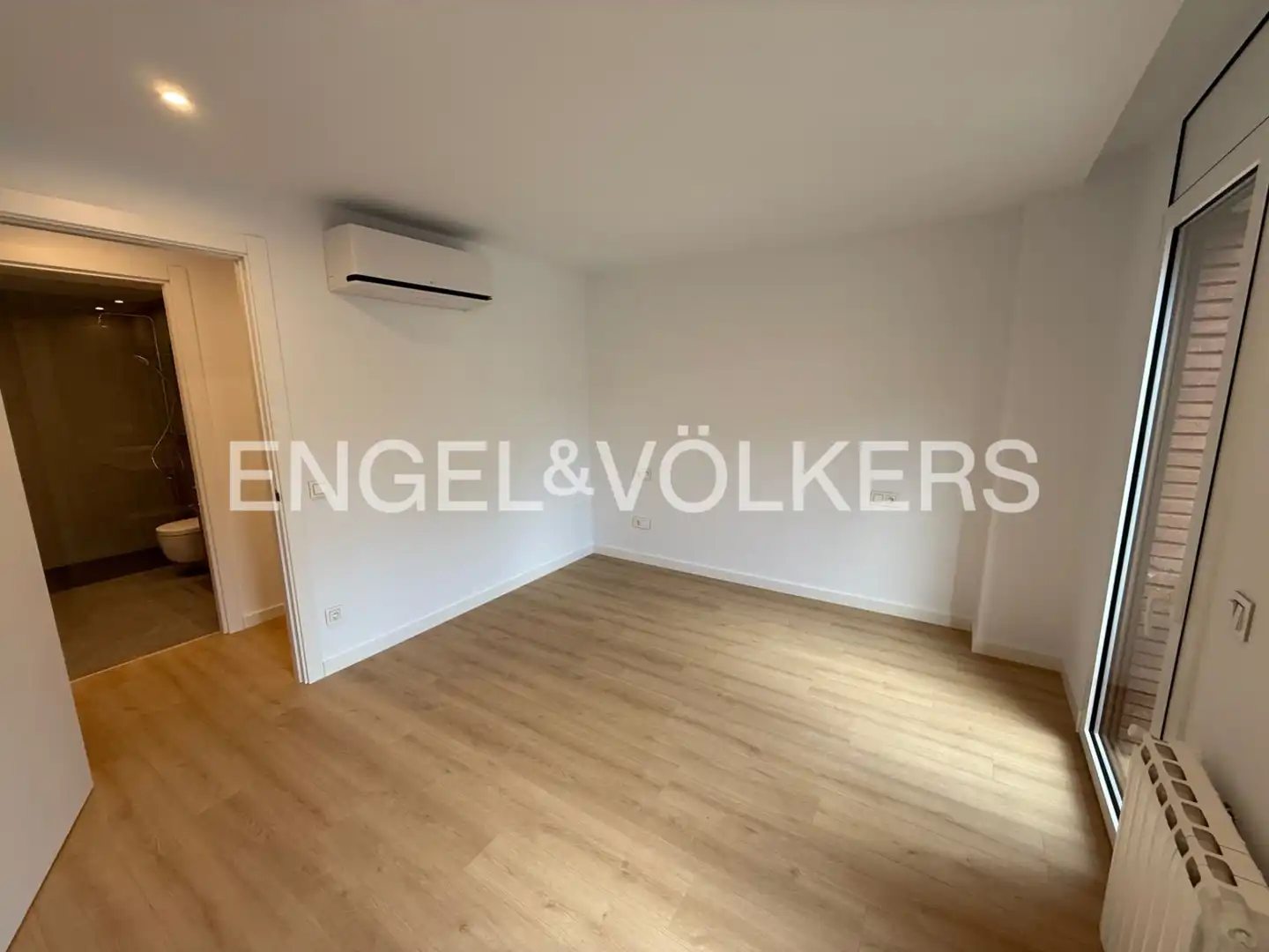 Piso de alquiler en Andorra la Vella con Calefacción, Parquet y Terraza