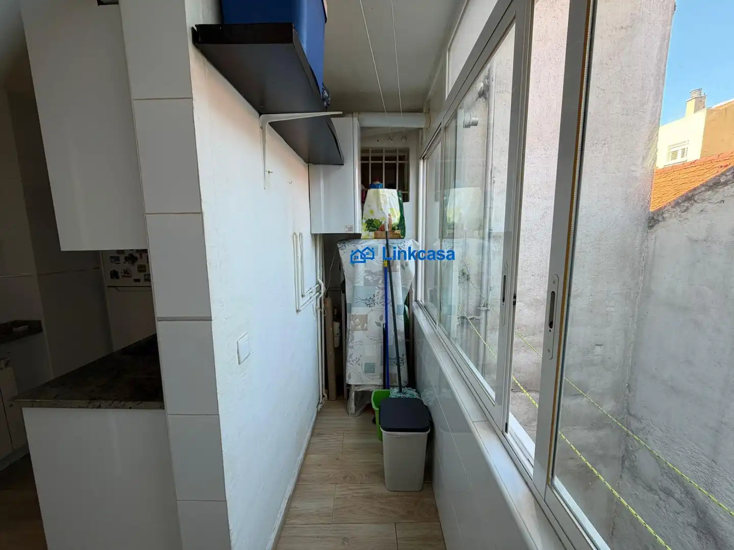 Piso en venta en Madrid con Calefacción, Terraza y Balcón