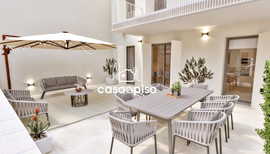 Foto 1 de Casa adosada en venda a Barri del Centre, Barcelona