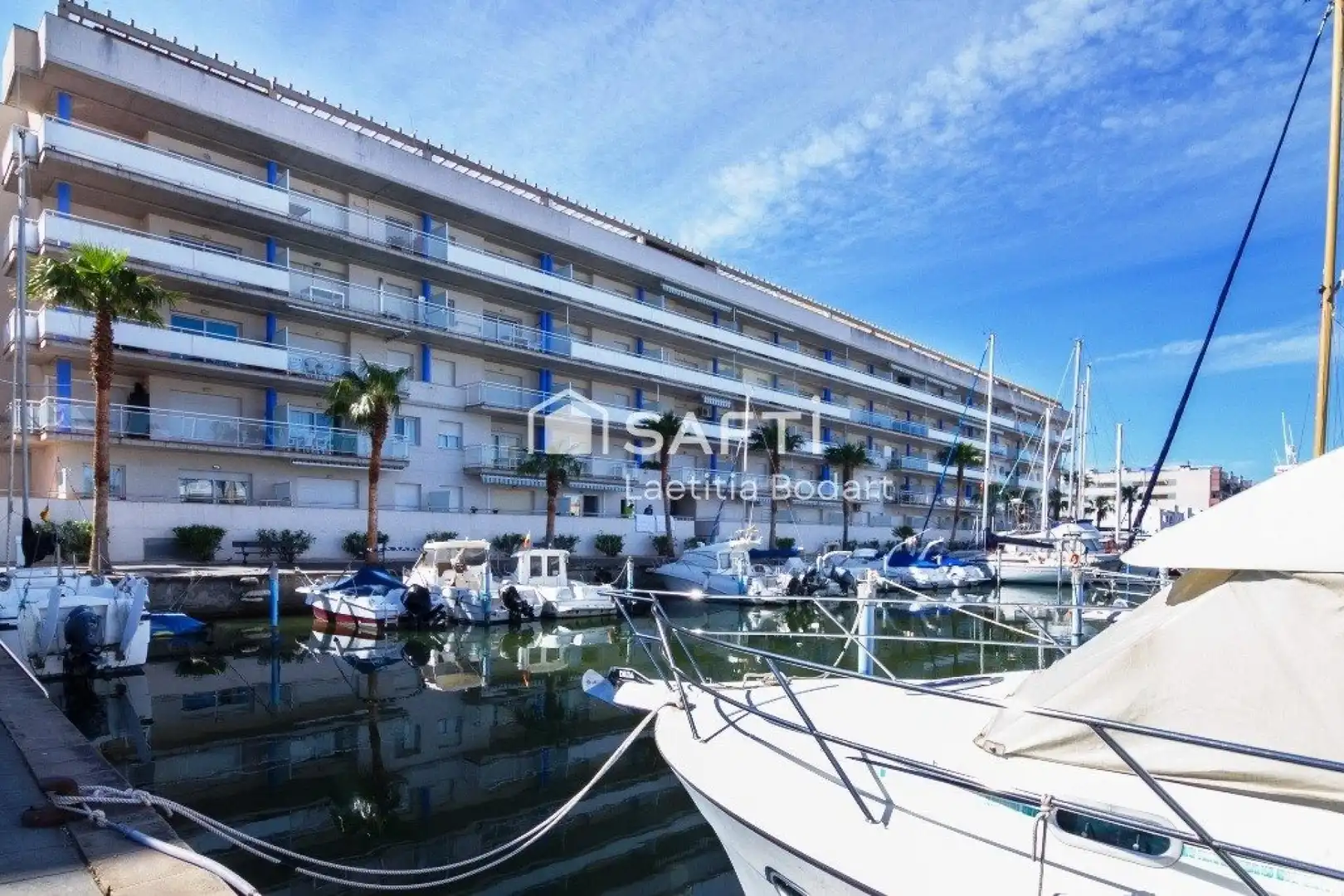 Vista exterior de Apartament en venda en Roses amb Aire condicionat, Calefacció i Terrassa