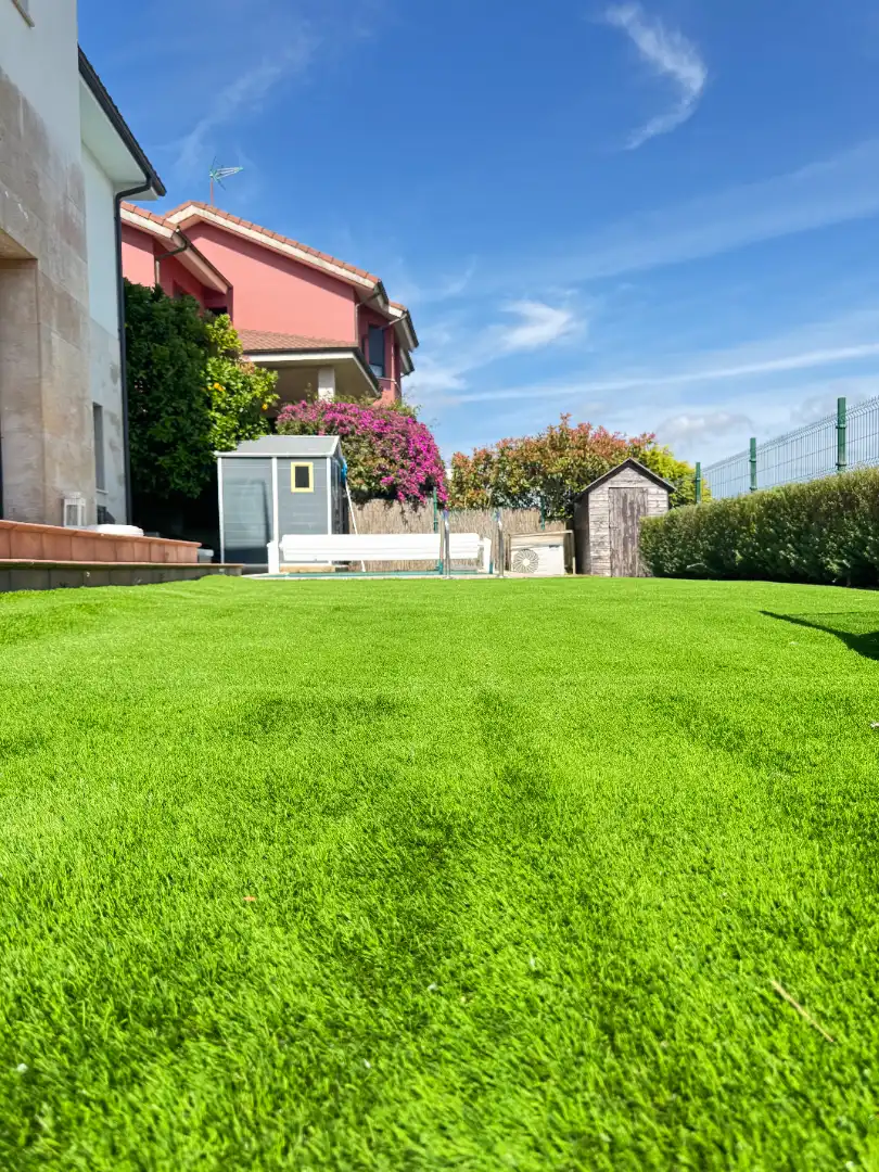 Jardí de Casa o xalet en venda en Avilés amb Calefacció, Jardí privat i Parquet