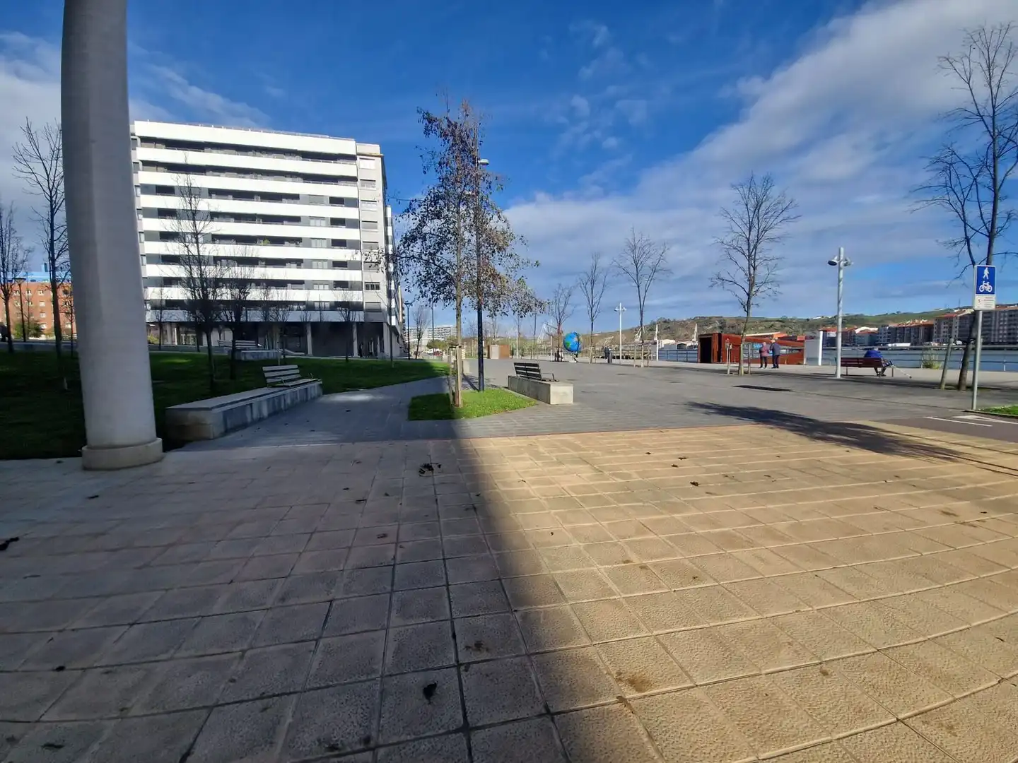 Parking de Nave industrial de alquiler en Barakaldo 