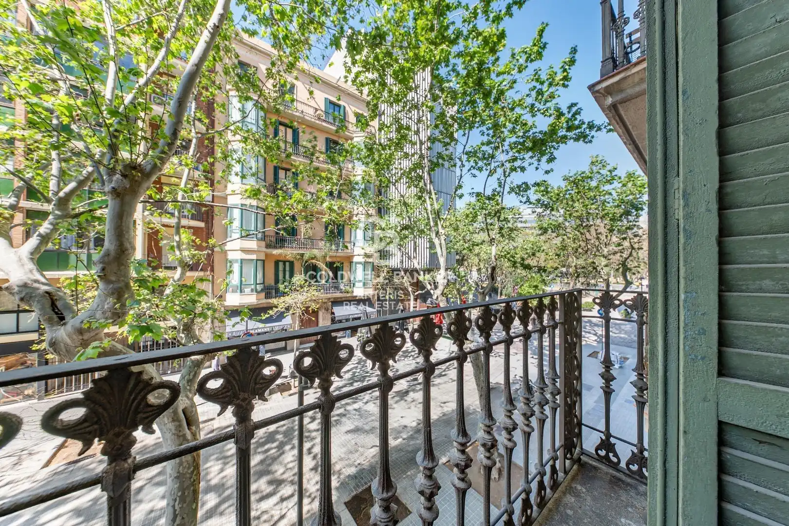 Piso con terraza en venta en Carrer d'Enric Granados