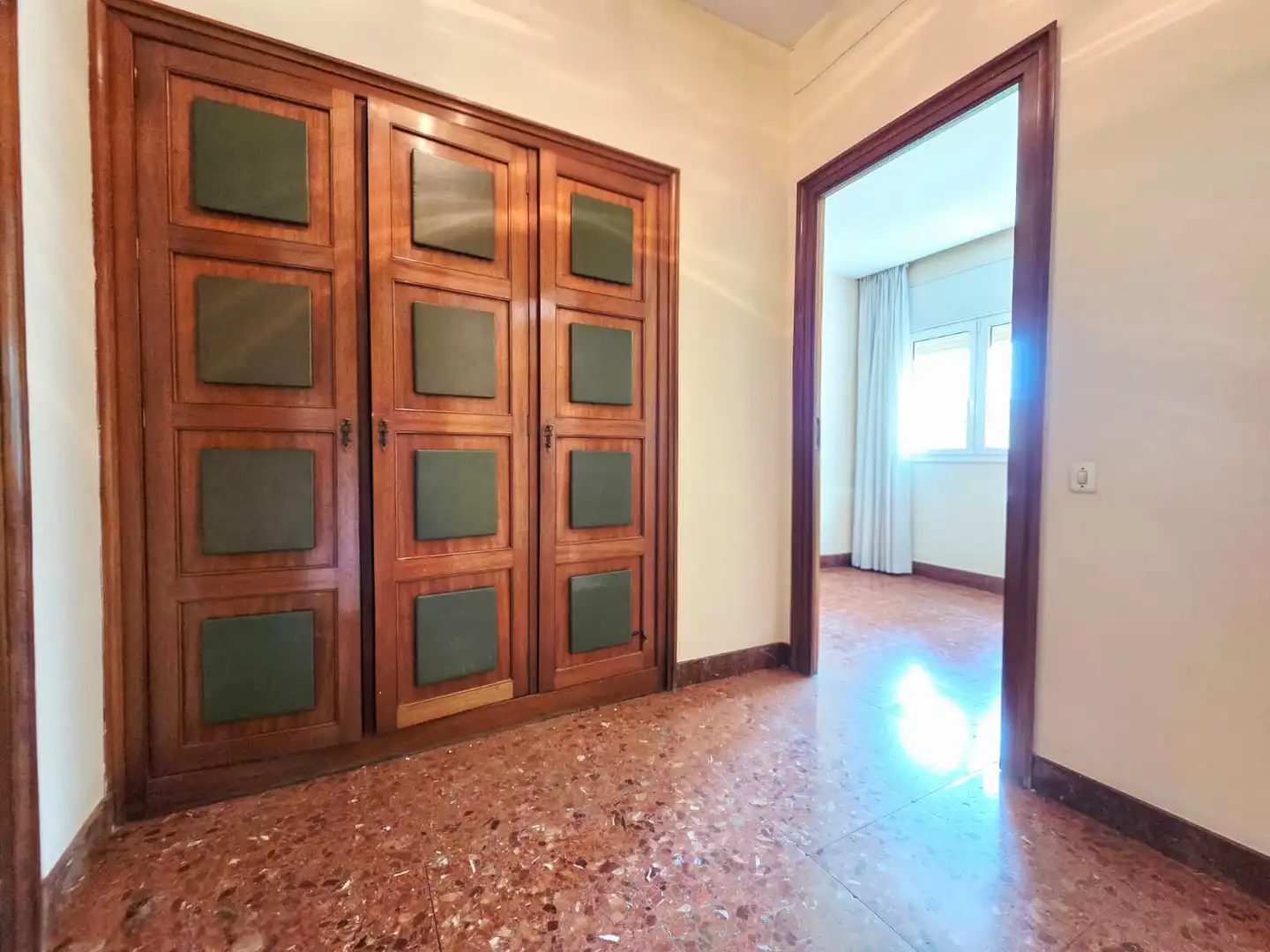 Flat for sale in Barcelona  with Air Conditioner, Heating and Parquet flooring