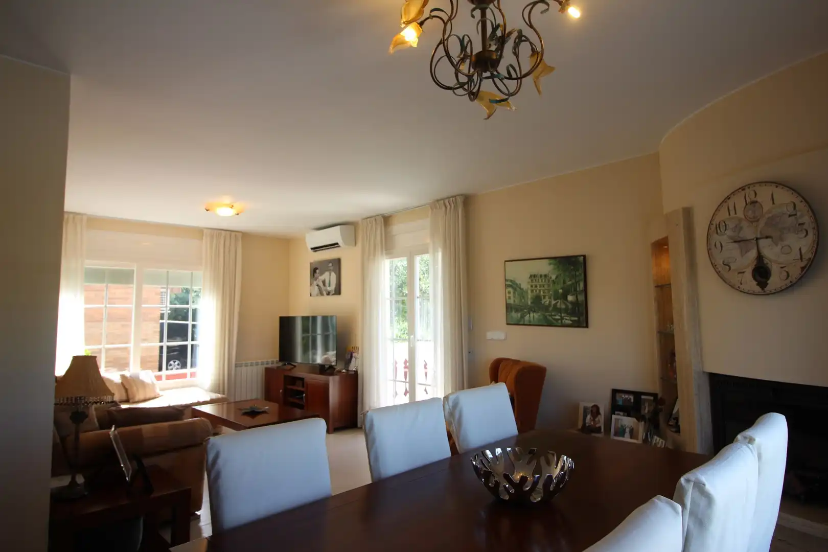 Living room of Houses for sale in Figueres  with Heating