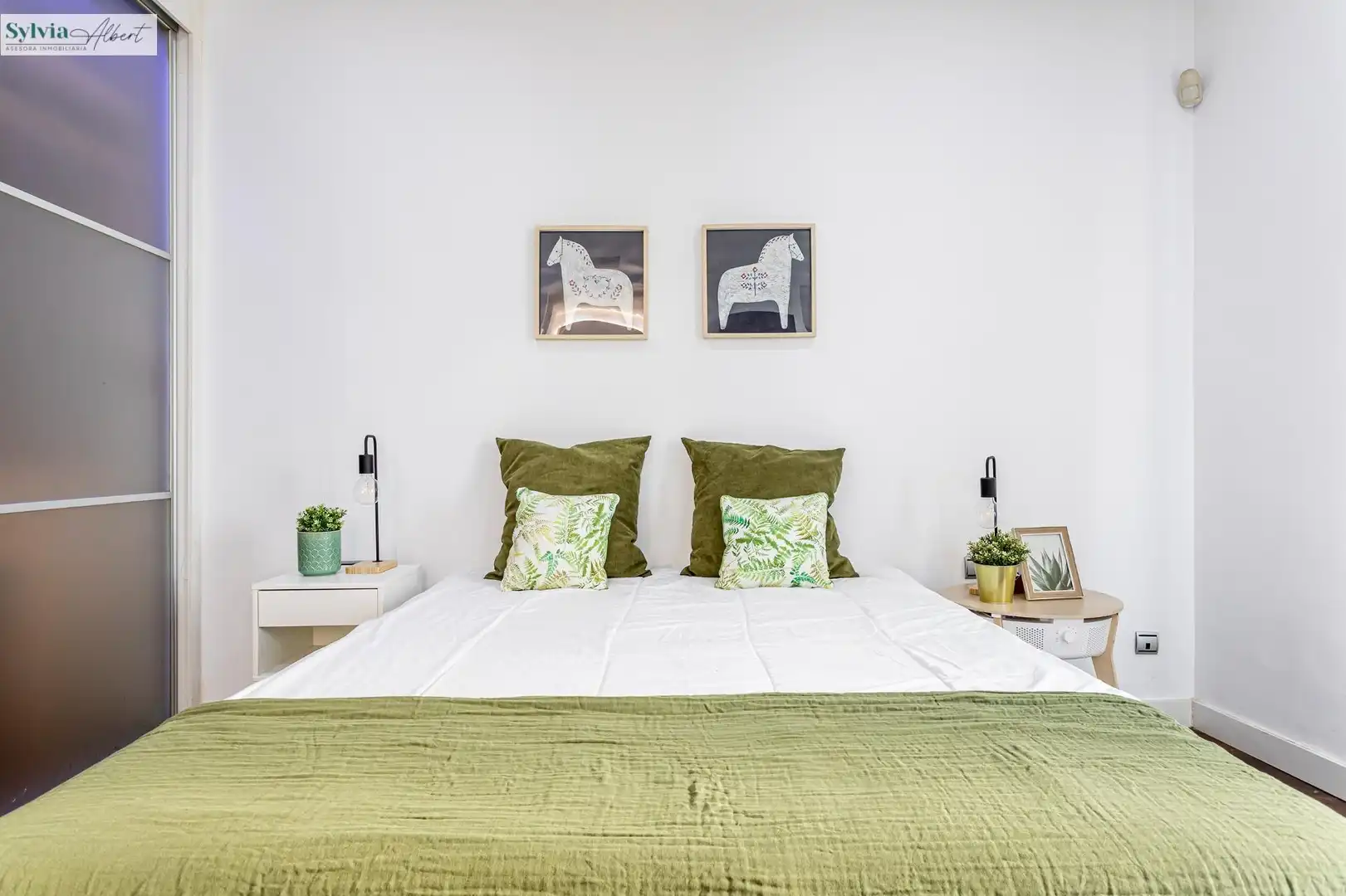 Habitación de Ático de alquiler en Valencia con Aire acondicionado, Parquet y Terraza