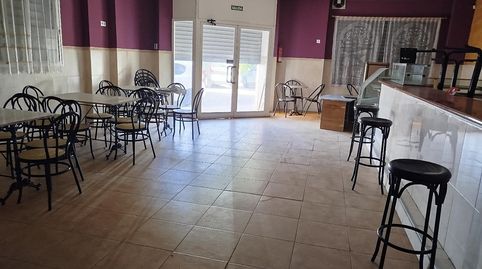 Habitale presenta local comercial de 92 m2 construidos, esquinero, muy luminoso, equipado con dos baños. Con muchas posibilidades.