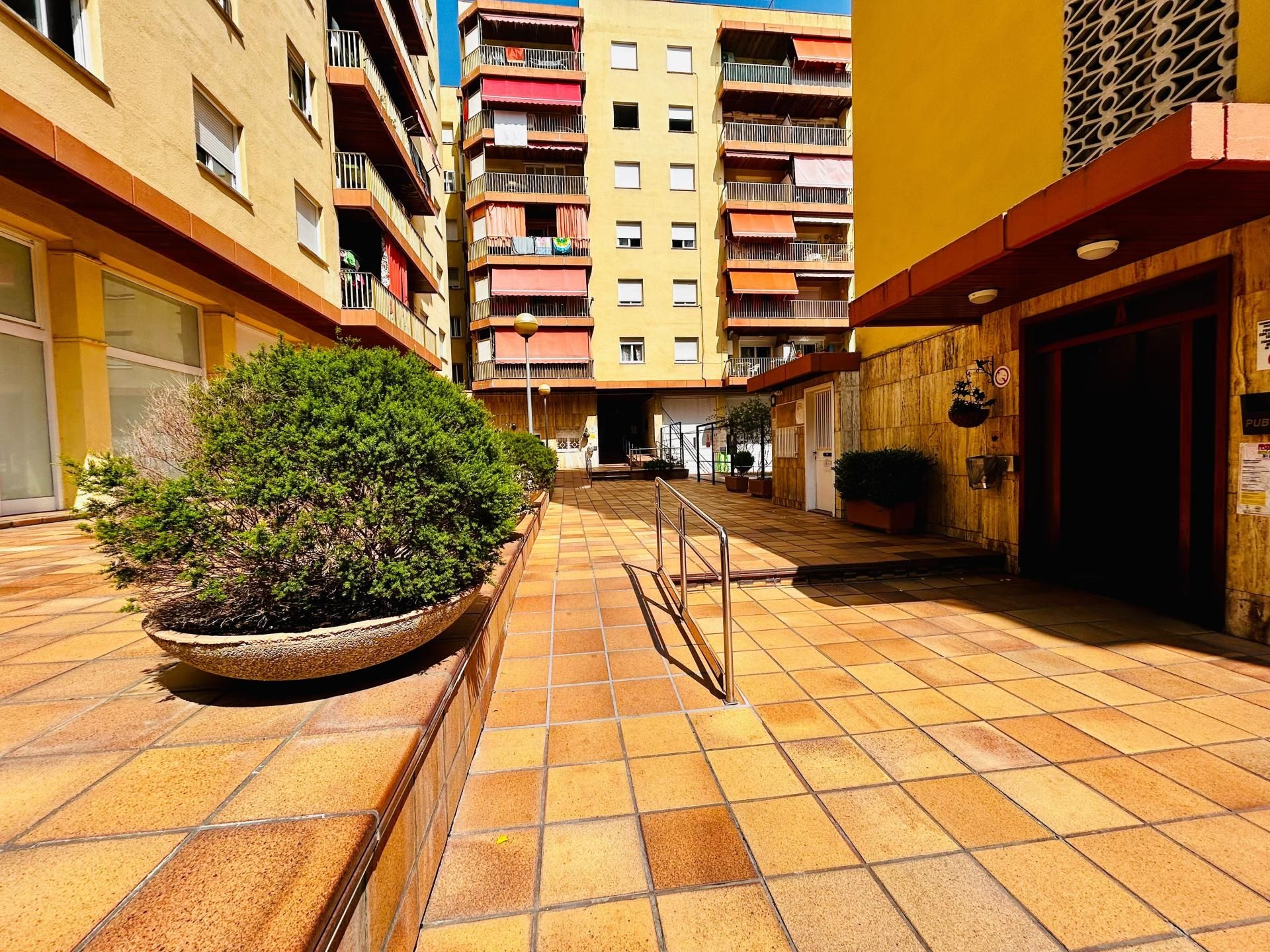 Exterior view of Flat for sale in Lloret de Mar  with Balcony and Community pool