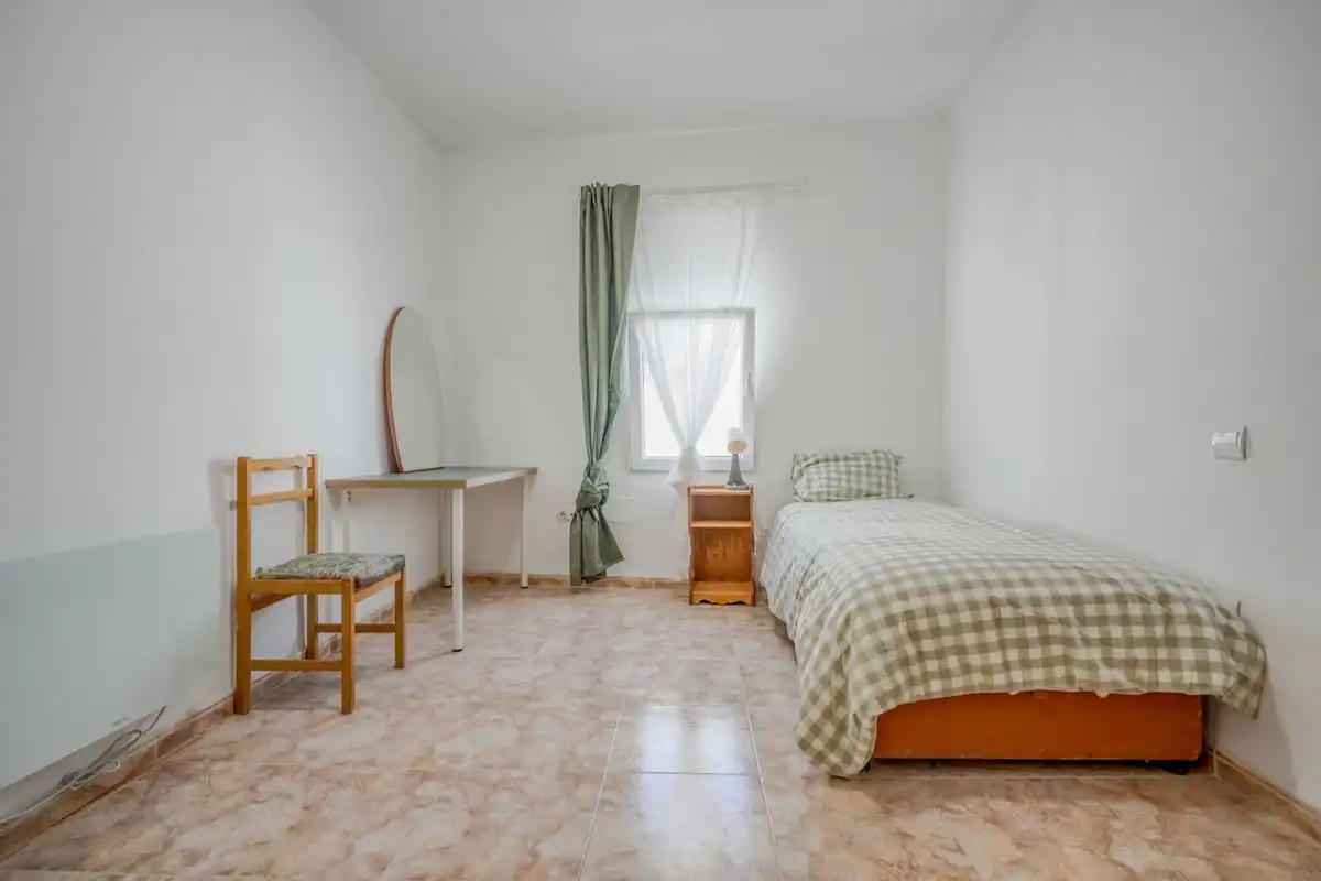 Habitación de Casa adosada en venta en Arganda del Rey con Calefacción y Trastero