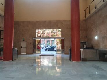 Oficina amb ascensor de lloguer a Avenida de Emilio Lemos 31