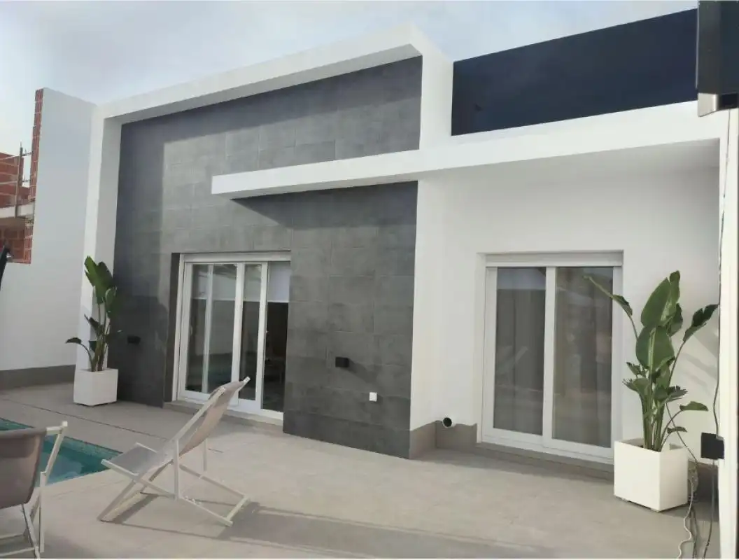 Vista exterior de Casa o xalet en venda en Torre-Pacheco amb Piscina