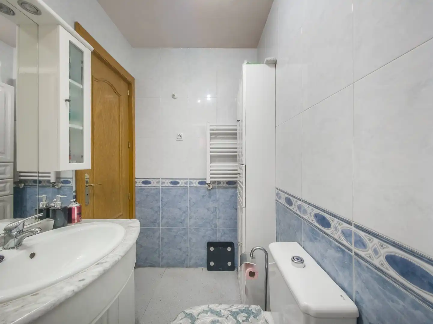 Badezimmer von Wohnung zum Verkauf in Madrid mit Heizung, Terrasse und Balkon