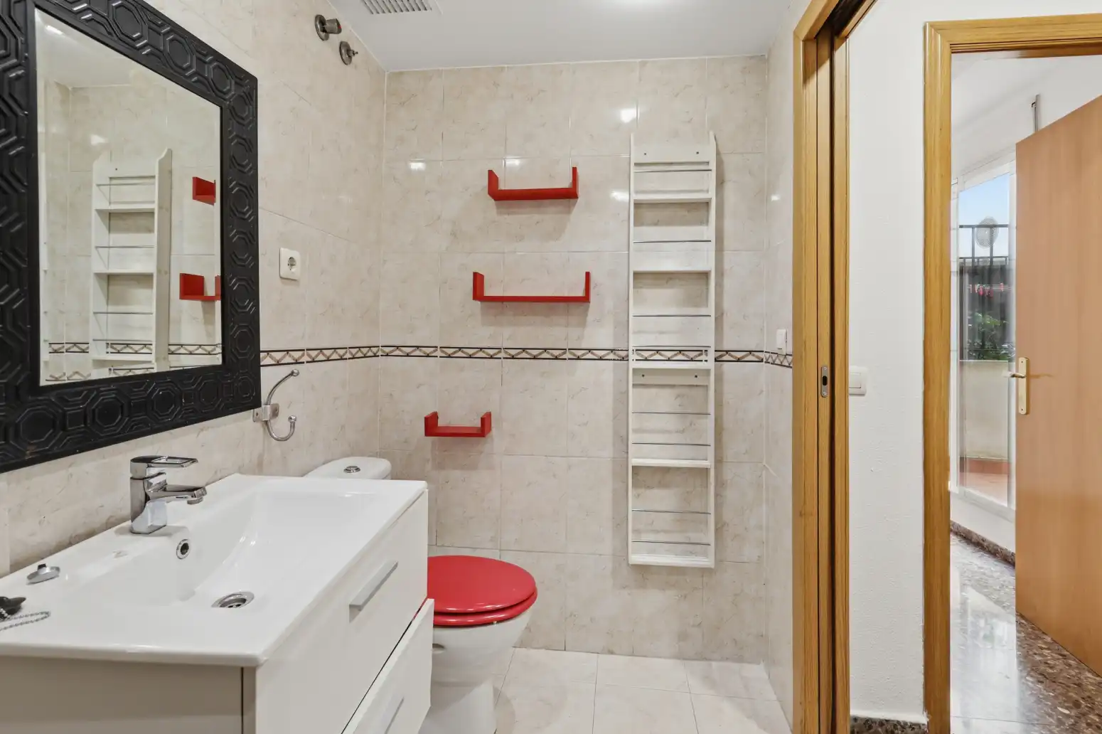 Badezimmer von Wohnung zum Verkauf in Alaquàs mit Klimaanlage, Terrasse und Abstellraum