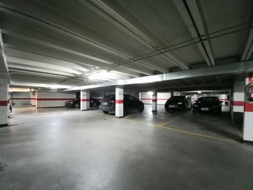 Individuel avec ascenseur à vendre à Calle Condes de Berberana