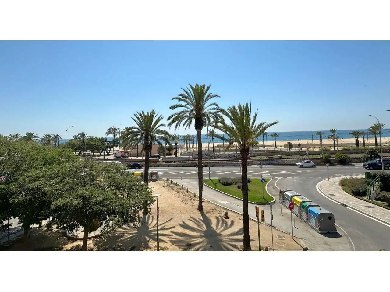 Vista exterior de Apartament en venda en Mataró amb Aire condicionat i Parquet