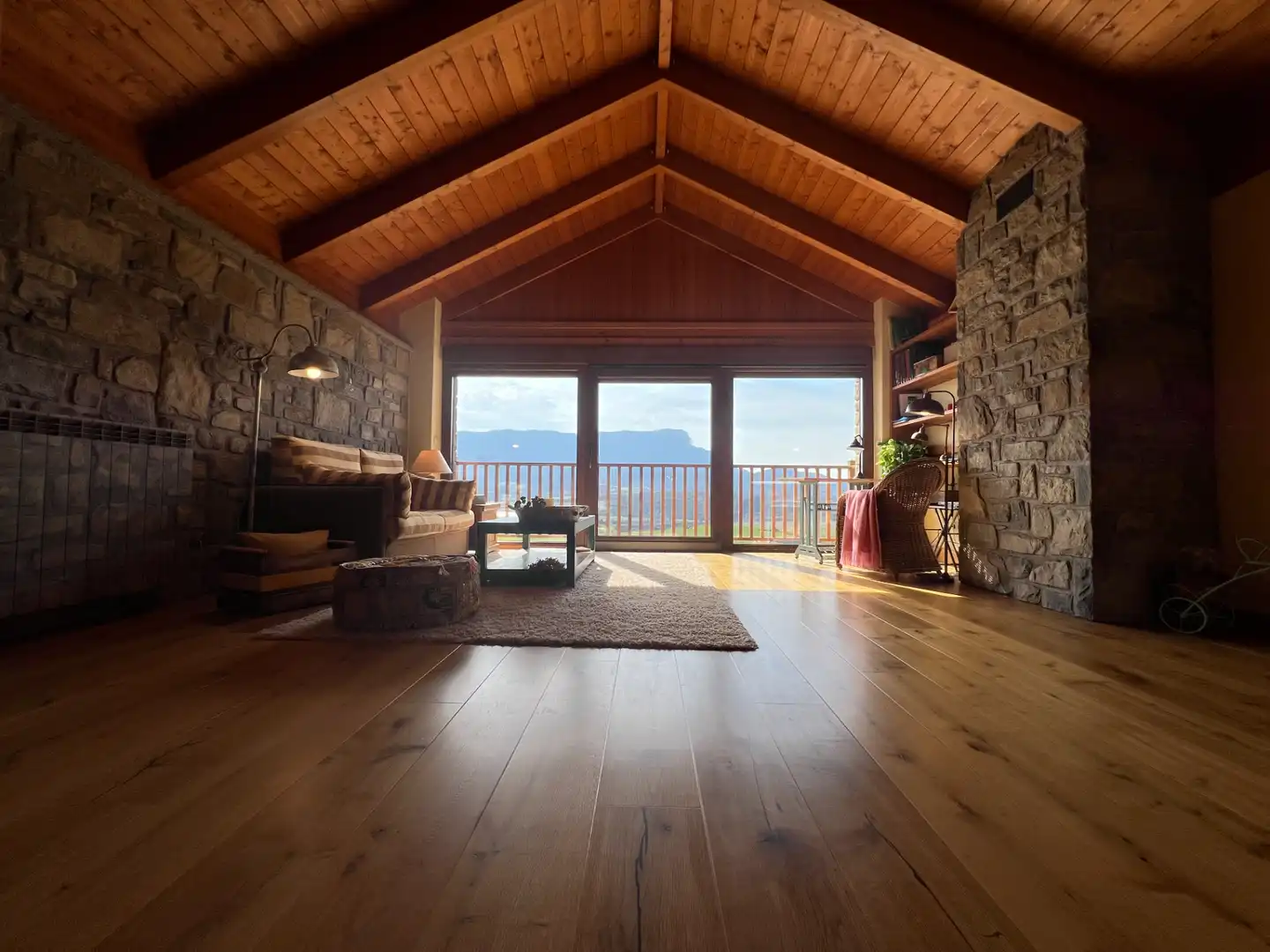 Sala de estar de Casa o chalet en venta en Jaca con Calefacción, Trastero y Balcón