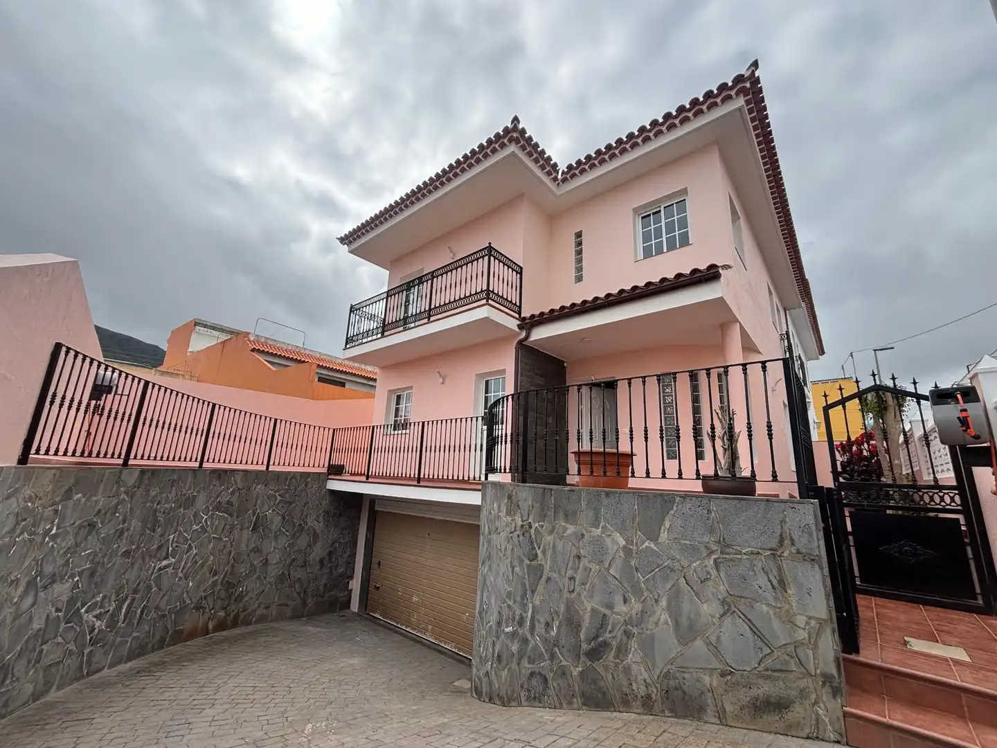 Exterior view of Houses for sale in San Cristóbal de la Laguna  with Private garden and Terrace