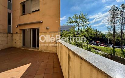 Vista exterior de Pis en venda en  Barcelona Capital amb Calefacció i Terrassa