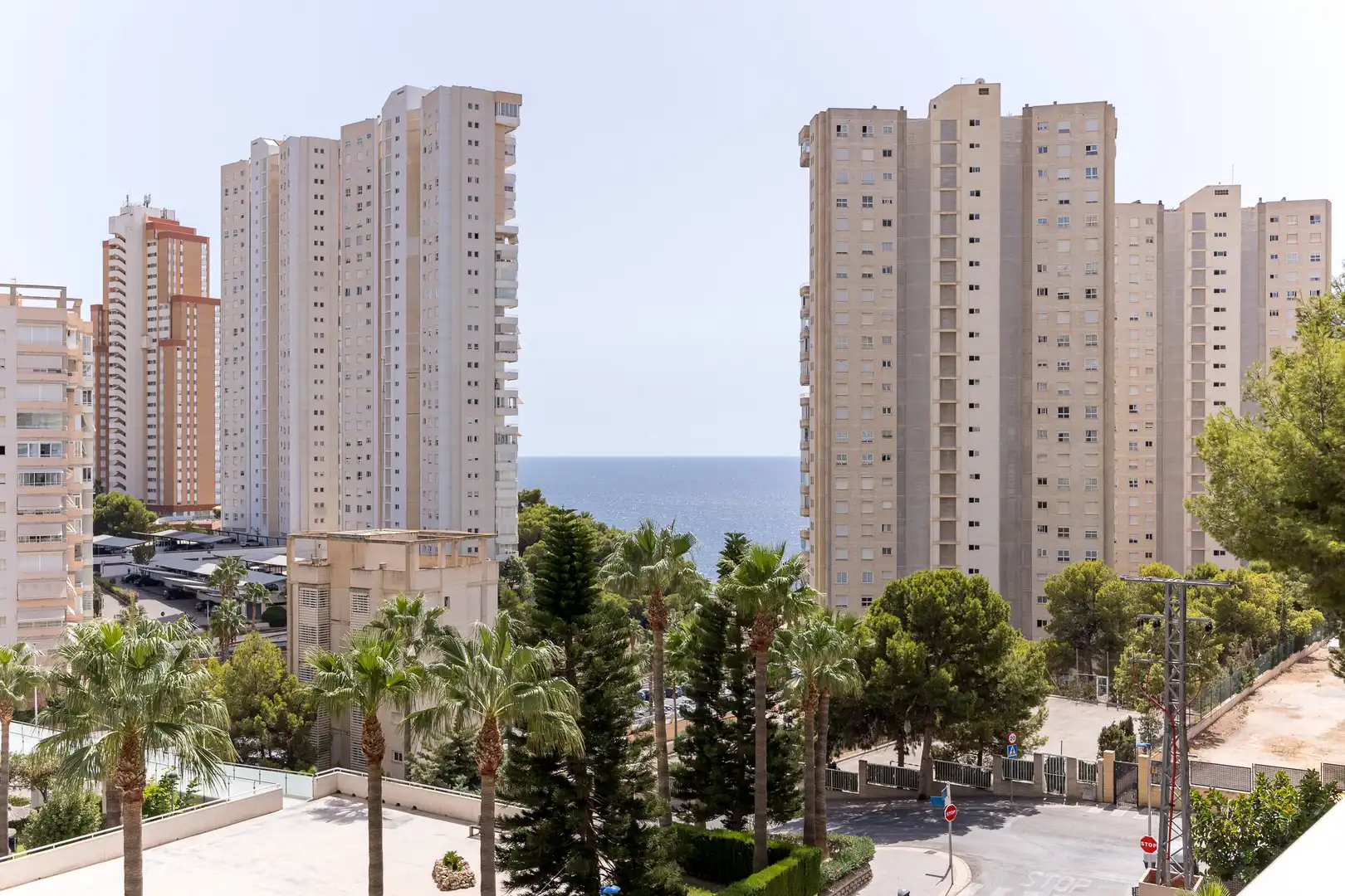 Exterior view of Apartments for sale in Benidorm  with Swimming Pool, Furnished and Community pool