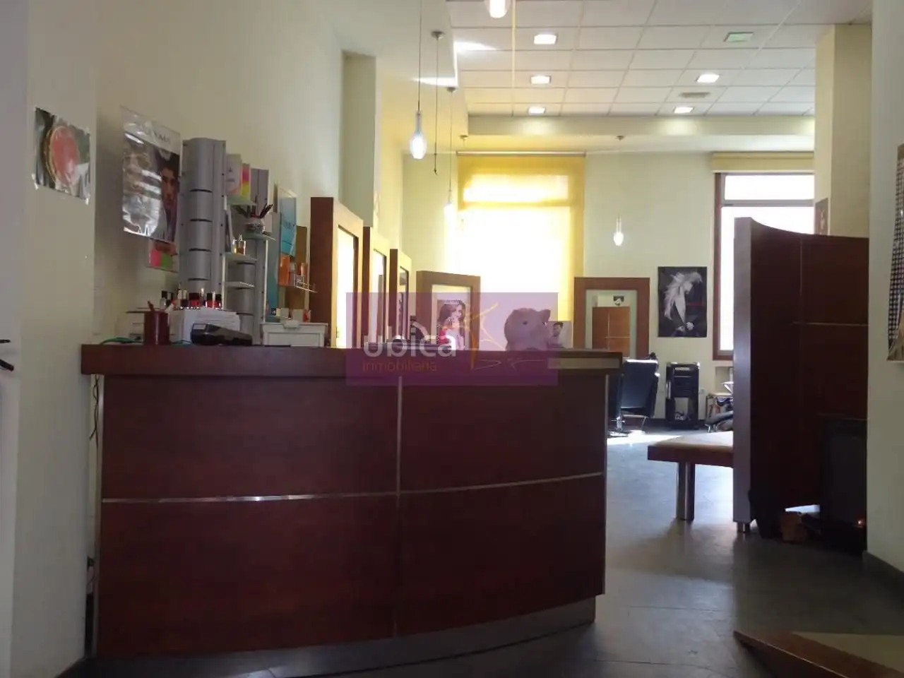 Local comercial en venda a Ponteareas
