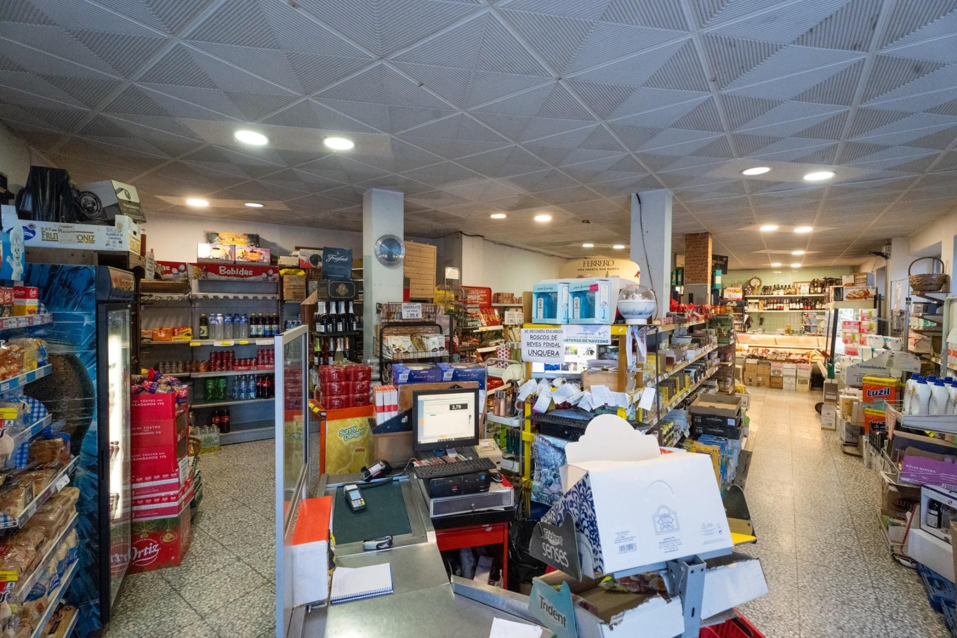 Local de lloguer a Avenida Bilbao, 56, Muriedas