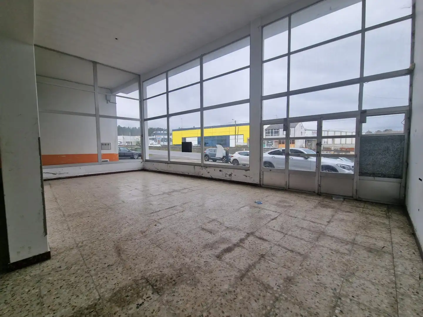 Industrial buildings for sale in Outeiro de Rei