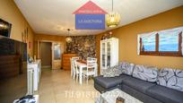 Living room of Planta baja for sale in Navalcarnero  with Air Conditioner, Heating and Private garden