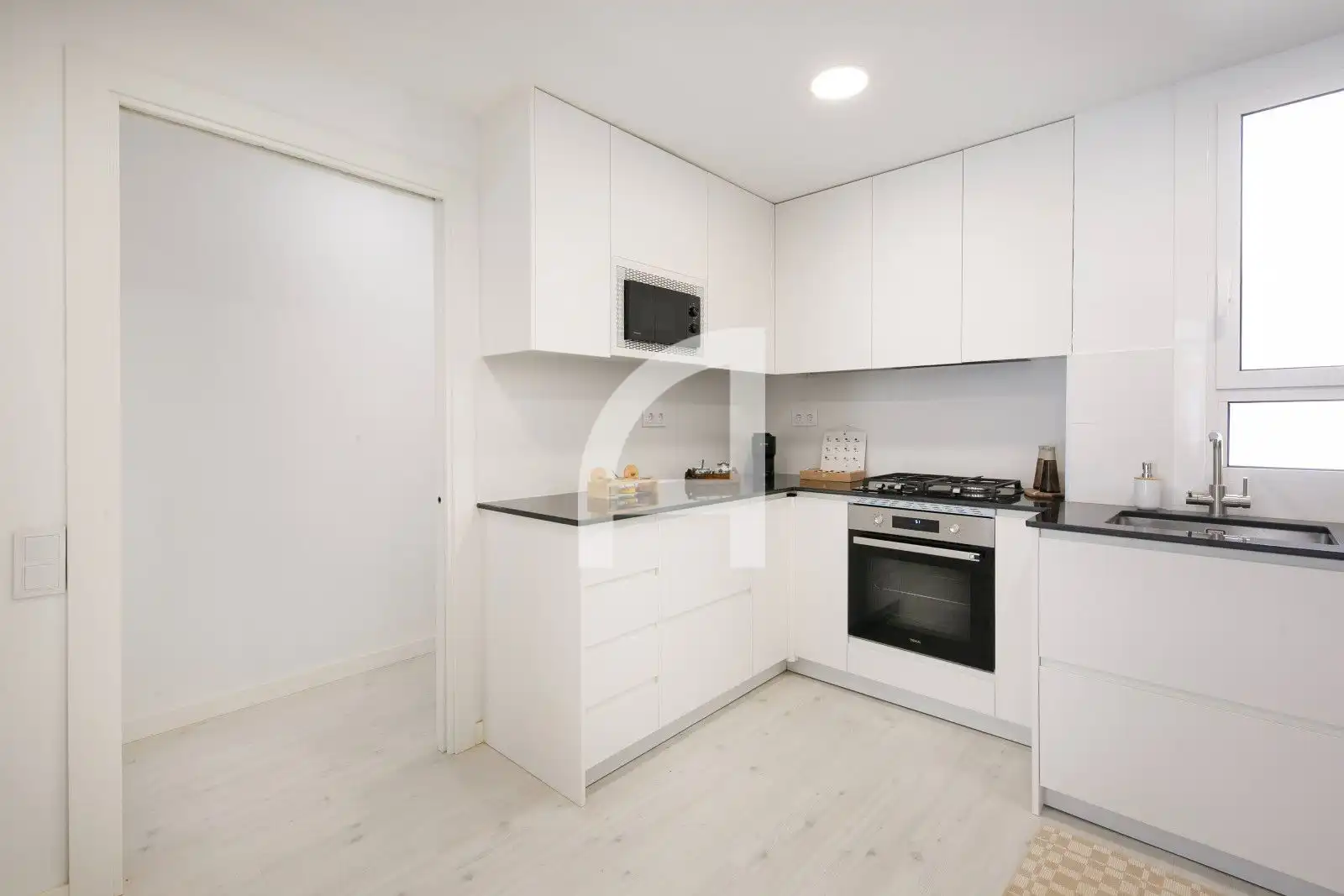 Küche von Wohnung zur Miete in Barcelona mit Klimaanlage, Heizung und Parkett