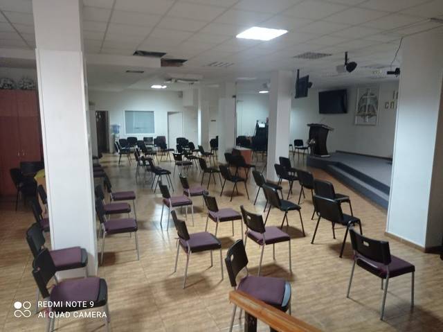 Local comercial en Venta en Calle del Lago San Martín, 106A en Portazgo