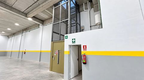 Foto 3 von Fabrikhallen zur Miete in Port, Badalona