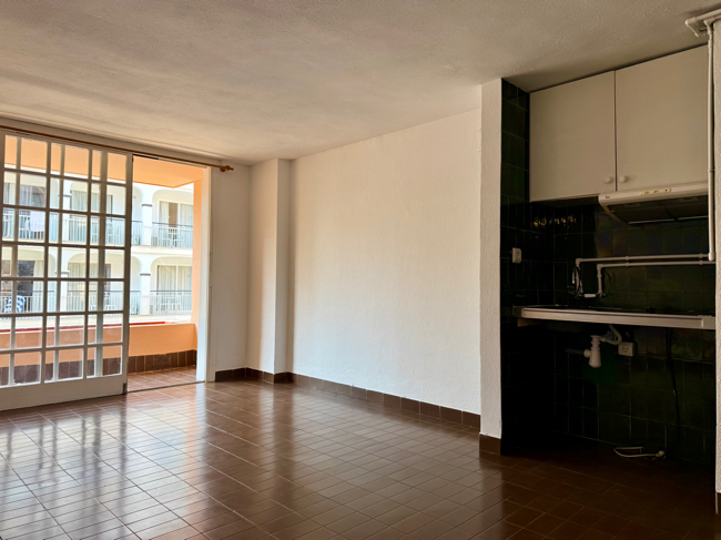 Sala d'estar de Estudi en venda en Eivissa amb Terrassa
