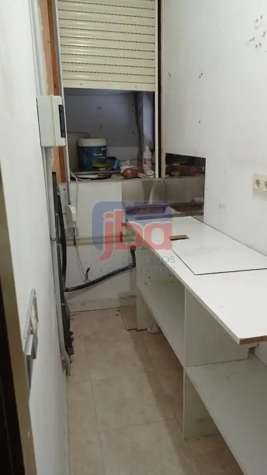 Cocina de Local de alquiler en Ourense Capital  con Calefacción