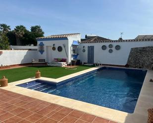 Piscina de Casa o xalet en venda en Chiclana de la Frontera amb Traster, Piscina i Forn