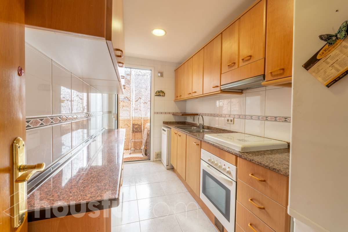 Cuina de Pis en venda en Vilanova i la Geltrú amb Aire condicionat, Calefacció i Balcó