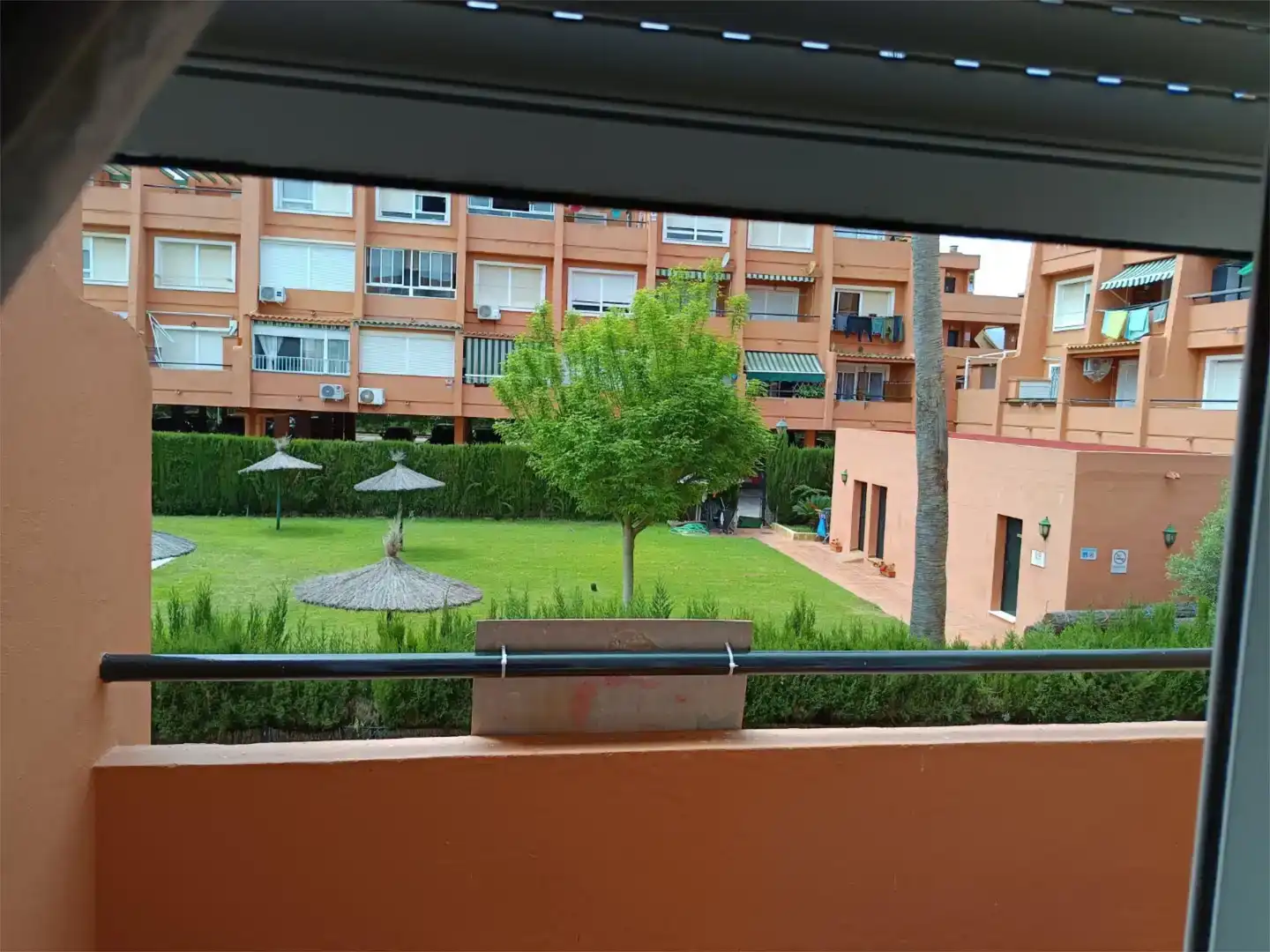 Jardí de Apartament en venda en Algeciras amb Moblat, Rentadora i Microones