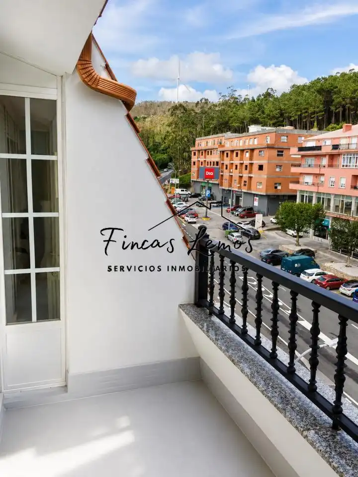 Balcony of Flat for sale in Vimianzo  with Heating, Parquet flooring and Furnished