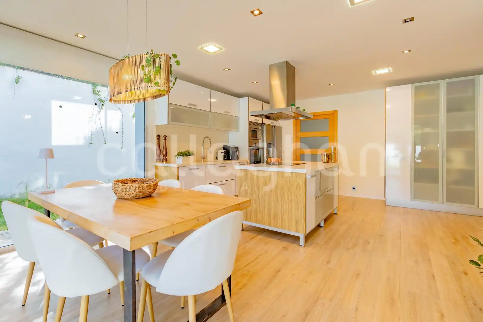 Cocina de Casa o chalet en venta en Chiva con Aire acondicionado, Calefacción y Jardín privado