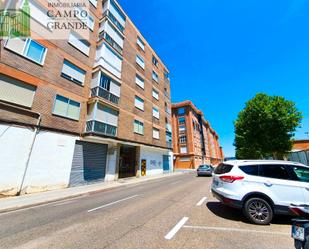 Vista exterior de Pis en venda en Palencia Capital amb Terrassa i Balcó