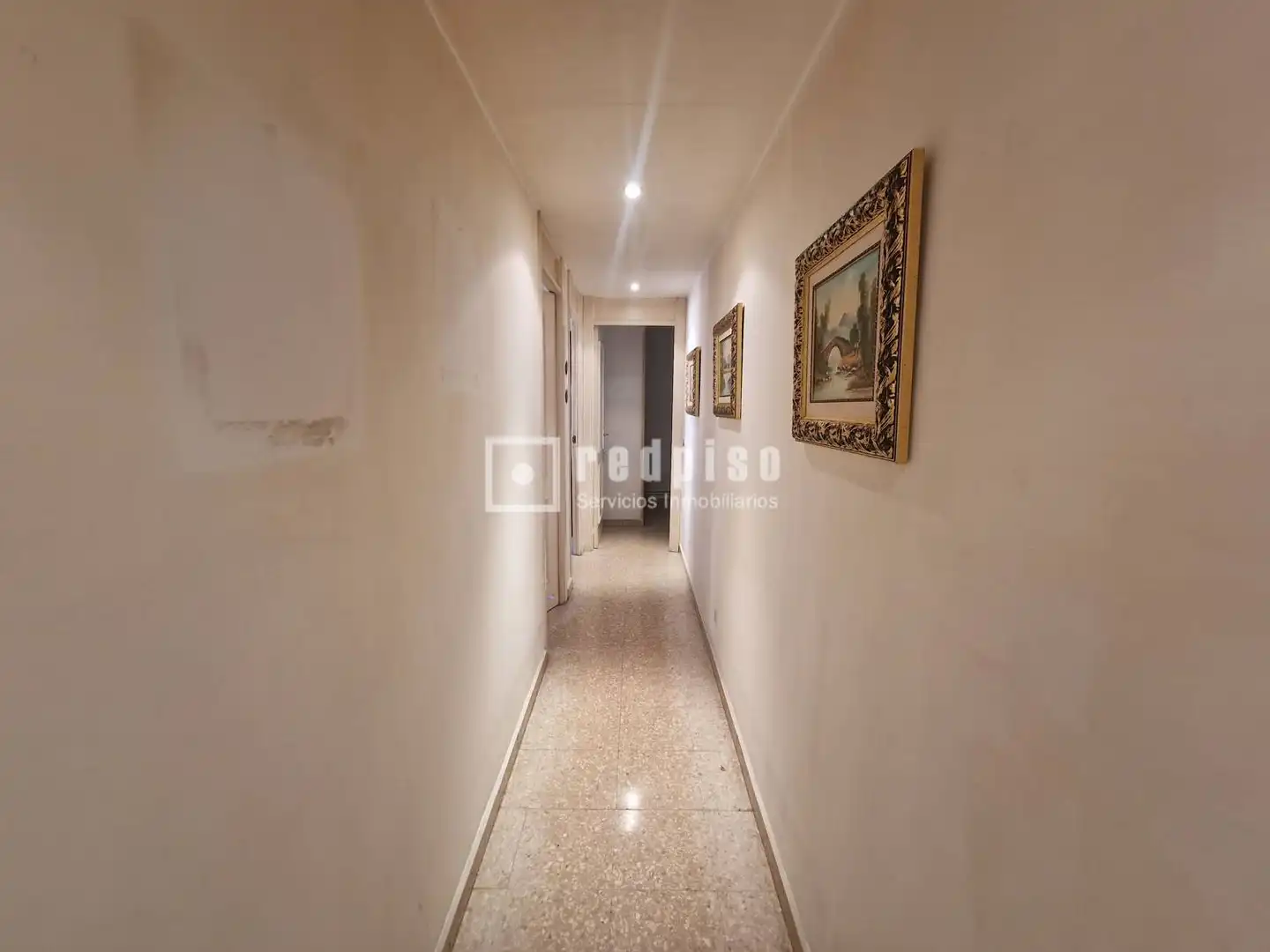 Piso en venta en Madrid con Calefacción, Terraza y Trastero