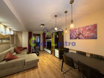 Living room of Flat for sale in Salamanca Capital  with Air Conditioner, Heating and Parquet flooring