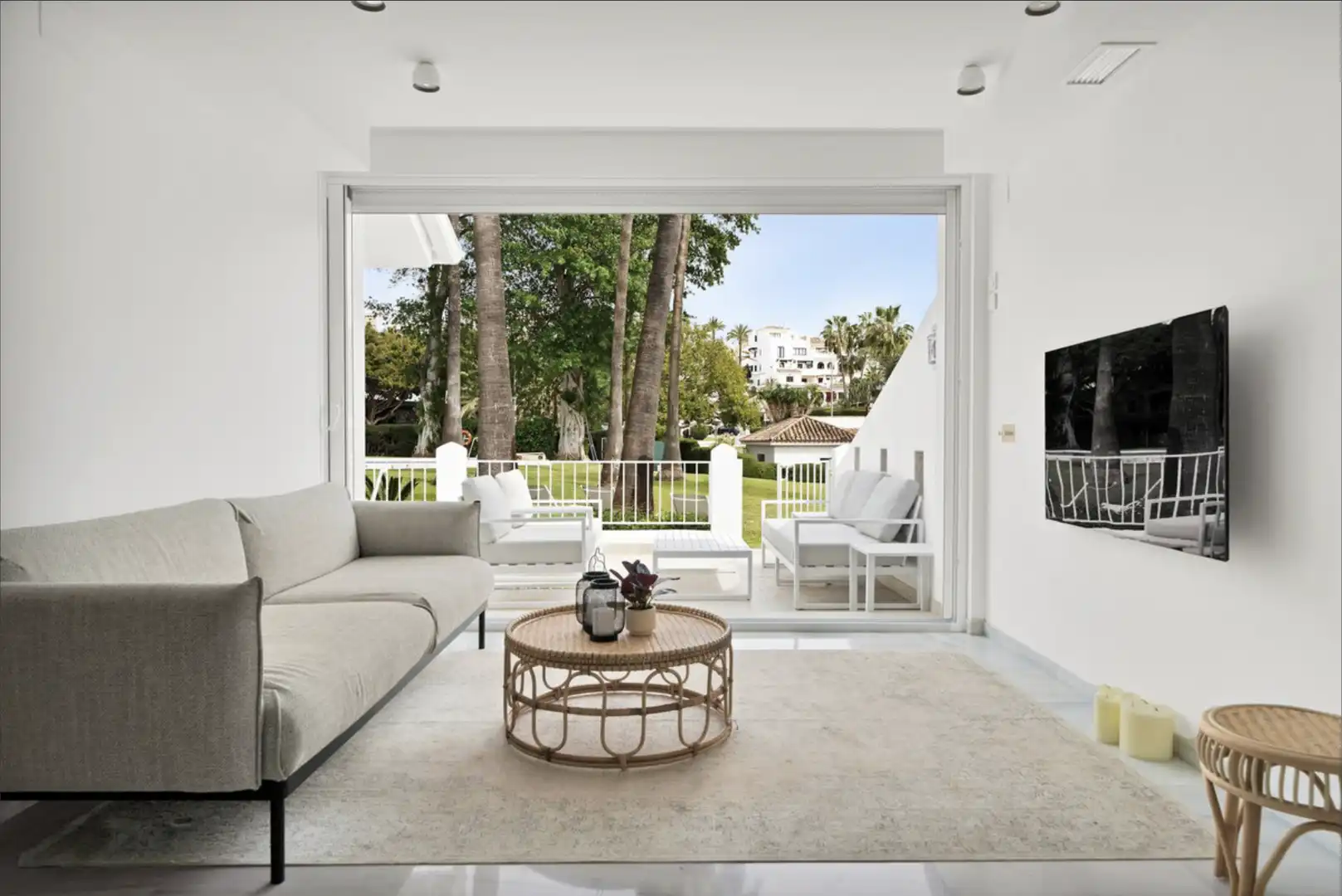 Apartment with pool for sale in Nueva Andalucía, imagen 4