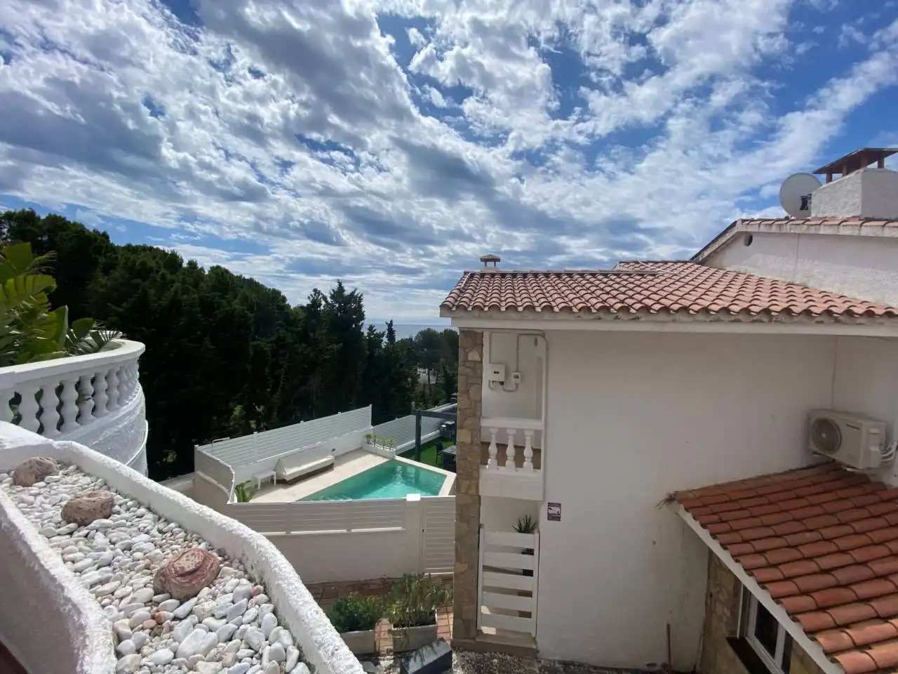 Schwimmbecken von Einfamilien-Reihenhaus zum Verkauf in Mont-roig del Camp mit Klimaanlage, Parkett und Terrasse