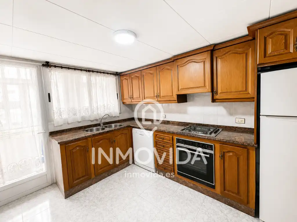 Cocina de Piso en venta en Xàtiva con Trastero, Amueblado y Balcón
