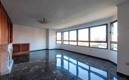 Living room of Flat for sale in  Valencia Capital  with Air Conditioner, Heating and Terrace