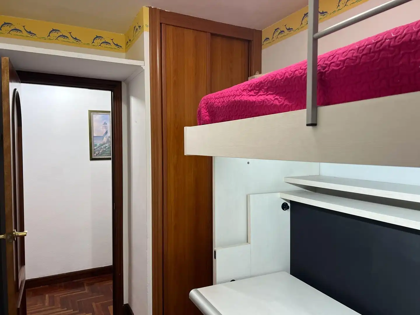 Habitación de Piso en venta en Vigo  con Calefacción, Trastero y Balcón