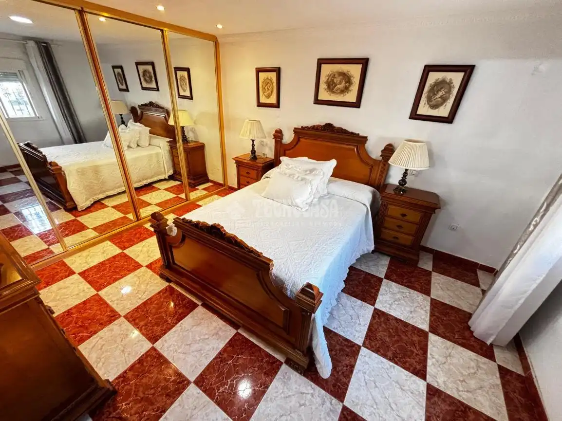 Dormitori de Casa o xalet en venda en Badajoz amb Aire condicionat i Terrassa