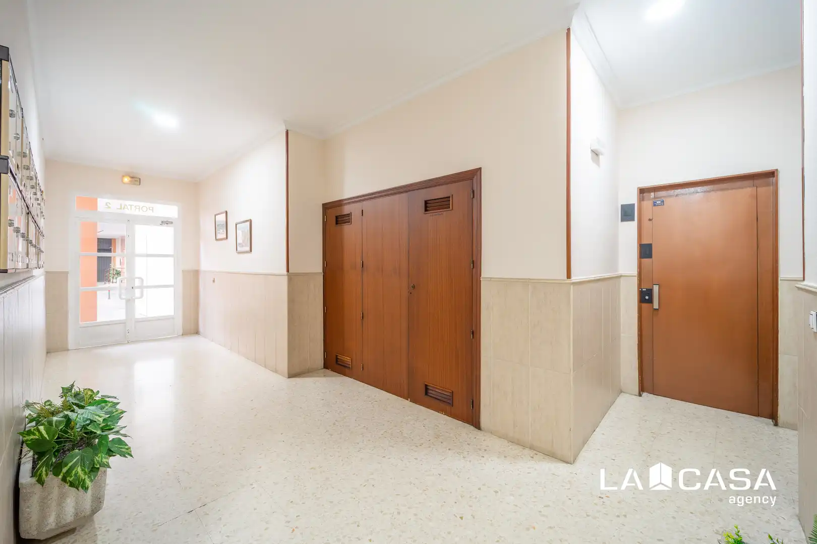 Piso en venta en Dos Hermanas con Aire acondicionado, Trastero y Piscina