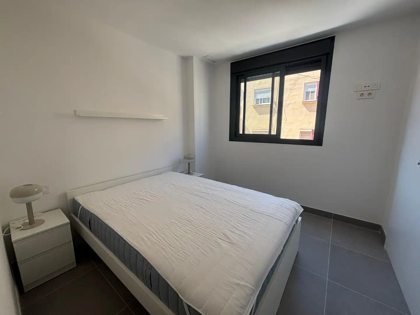 Schlafzimmer von Wohnungen zur Miete in Massanassa mit Terrasse, Abstellraum und Möbliert